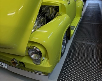 custom and race car weighing